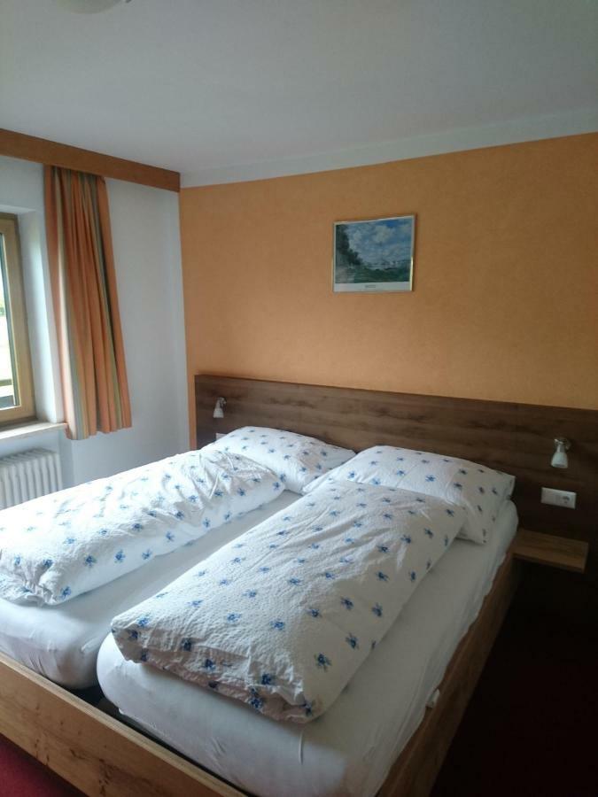 Pension Alpenstern Oberau Exteriör bild